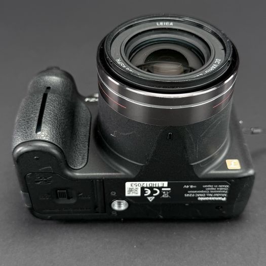 Panasonic Lumix DMC-FZ45 digital bridge camera Leica lens