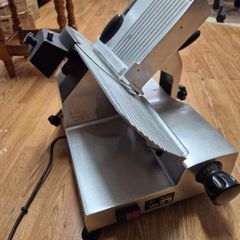 Meat Slicer (Commercial)