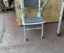 shower chair wall mounted