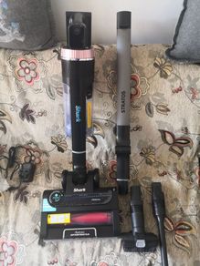 Shark Stratos Cordless Hoover