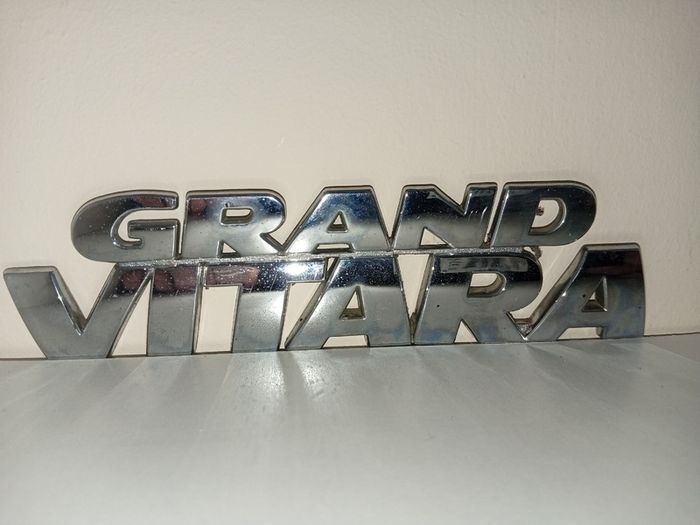 suzuki grand vitara trunk tailgate boot lid emblem badge decal logo chrome rear