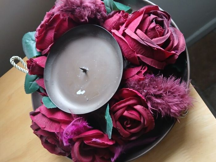Rose Wreath Candle Arrangement, needs Attention