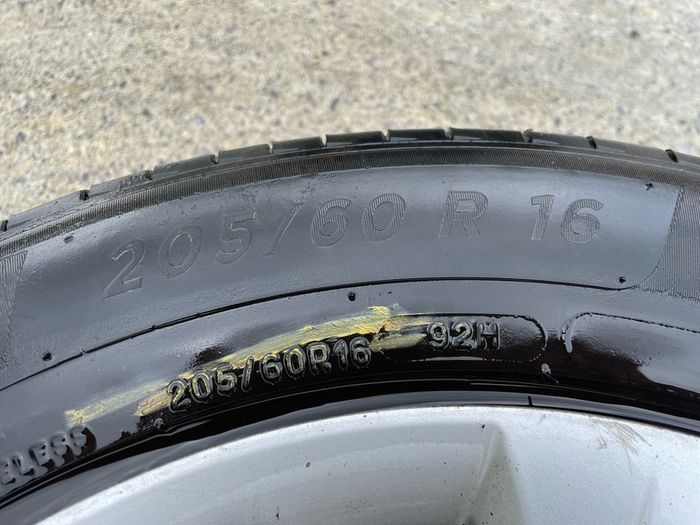 Hyundai i40 Alloy wheels R16