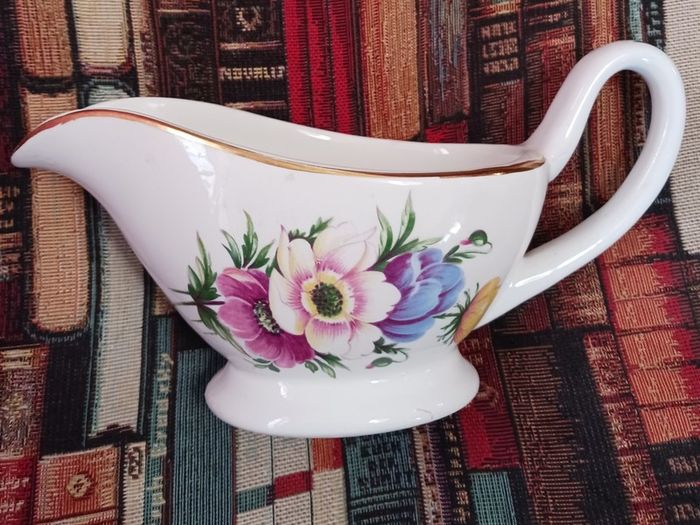 Arklow quarter pint jug/ Brigid design