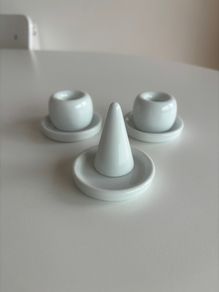 Muji porcelain ring and toothbrush holders with dishes