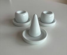 Muji porcelain ring and toothbrush holders with dishes