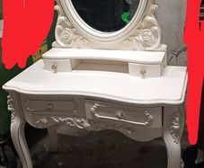 French-style dressing table