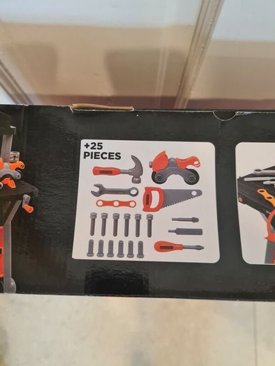 Black & Decker Toy Tool Bench