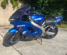 Kawasaki Zx9 E1