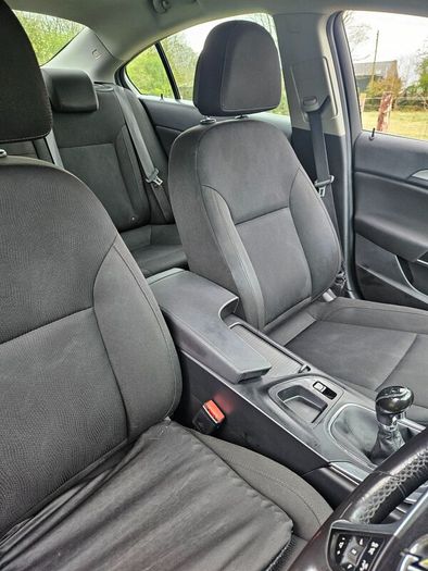 Opel Insignia 2011 Saloon