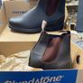 Dark brown Blundstone Boots Image 2