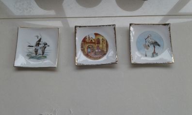 Vintage China Wall Plates.