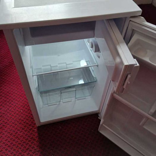 Small fridge freezer