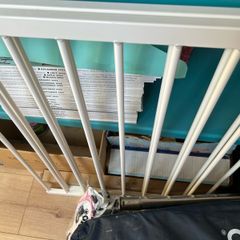 Stair gate for baby