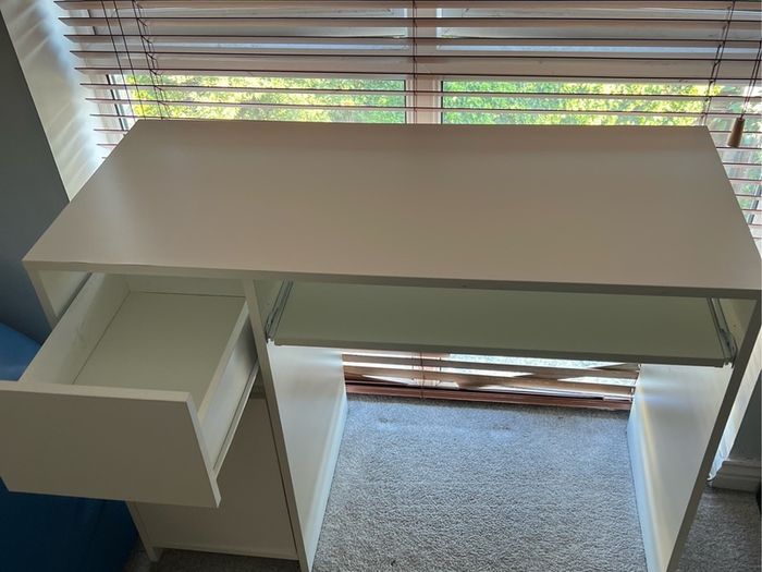 computer desk