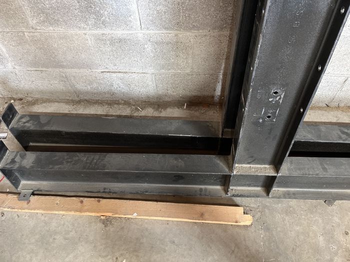 Steel cantilever racks