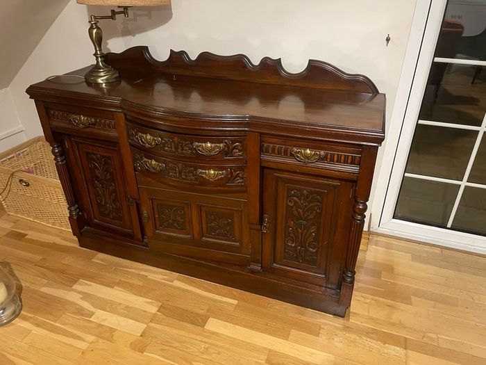 Sideboard