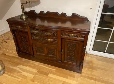Sideboard