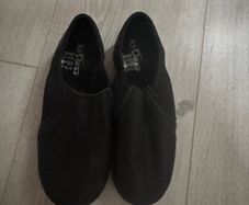 dance shoes