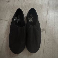 dance shoes