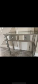 mirror and console table