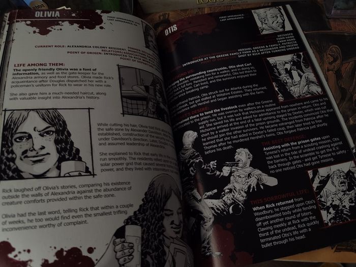 The Walking Dead: Survivors' Guide ! 2011 by Image Comics !