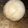 5kg leather old school medicine ball Image 3