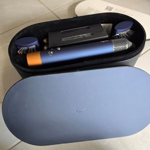 dyson airwrap