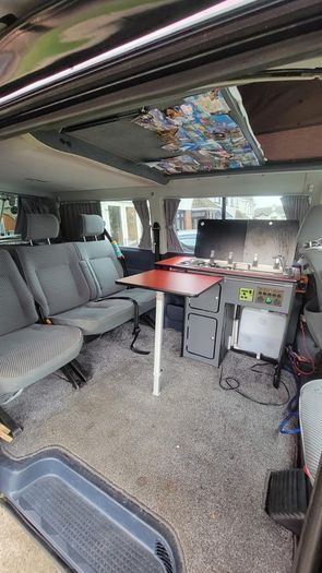 Volkswagen Caravelle Camper