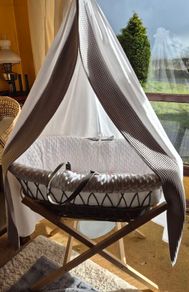 Clair de Lune Quality Moses Basket, Stand, Drape plus Brand New Sheets and Mattress. Newborn. Baby Essentials.