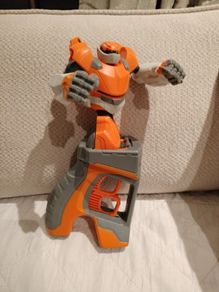 Boxing robot