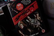 The Spirit ! Extended Cut ! DVD ! 2009 ! From the Creator of Sin City and 300 ! Scarllet Johanson ! Samuel L Jackson !