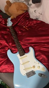 Fender Strat replica (made from an sx)