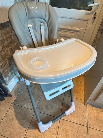 highchair