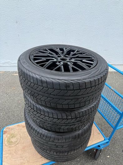 18 Gloss Black Alloy Wheels Ford Transit /Turneo