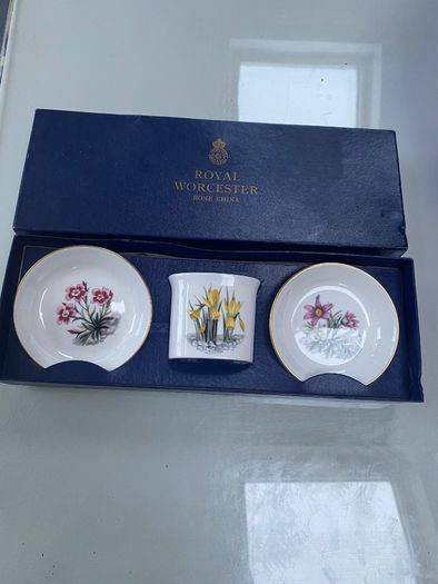 Royal Worcester three piece set