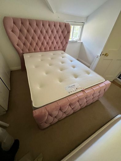 New Gaslift Ottoman Storage Beds