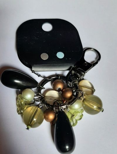 New key ring with tag