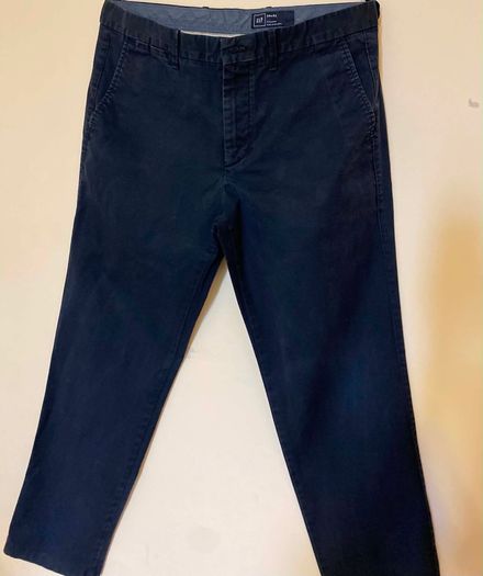 Gap Mens chino - size 34/32