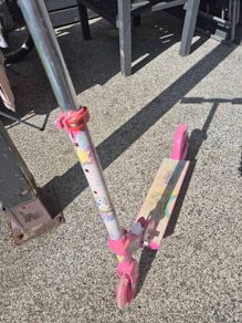Girls  scooter