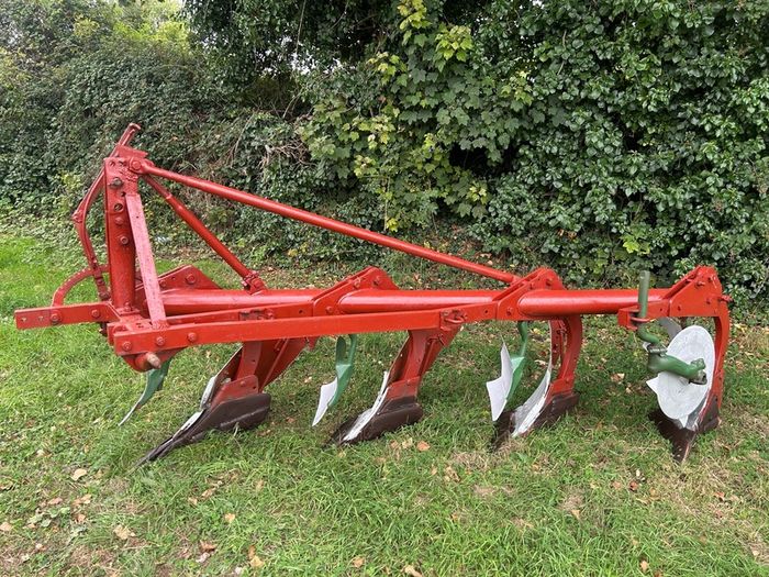 Kverneland 4 Furrow Antique Plough