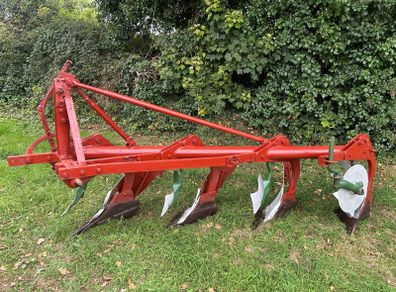 Kverneland 4 Furrow Antique Plough