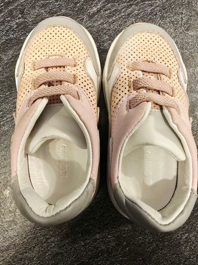 children's runners size 5.5uk