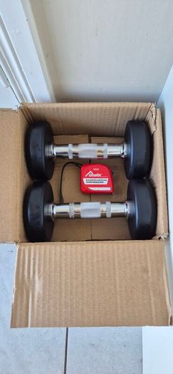 2xbrand new sets of dumbbells
