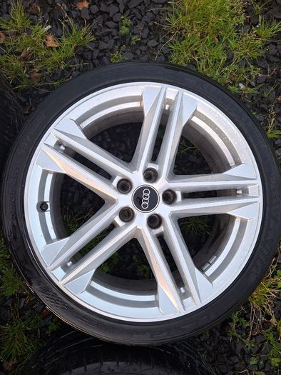 19" Genuine Audi A4 S Line Alloys with tyres