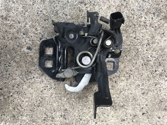 Ford Ka Bonnet Lock 2016/23