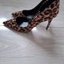 leopard print heels Image 4