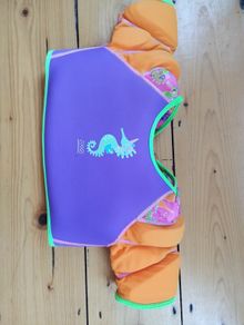 swim vest