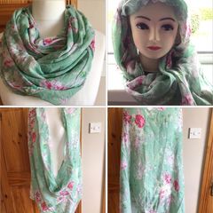 Beautiful Pastel Green Floral lightweight Snood Scarf