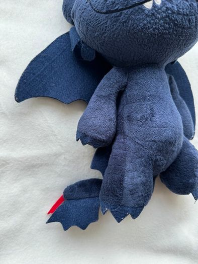 How To Train Your Dragon 2 Toothless Plush 2014 Very USEd DIRty Please look at the pictures